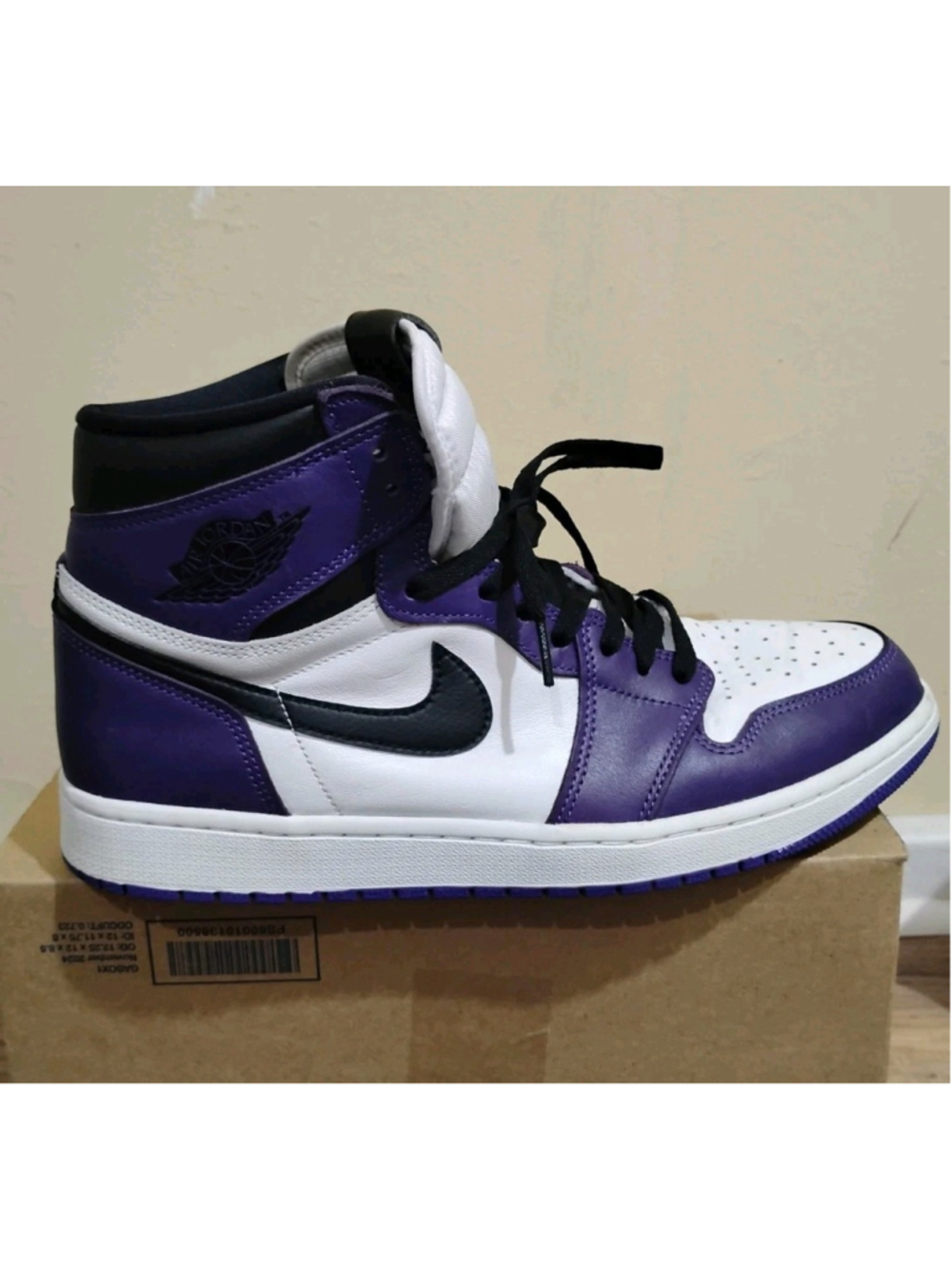 Nike Air Jordan 1 Retro High “Court Purple 2.0” Men Size 12 Sneakers 555088-500
